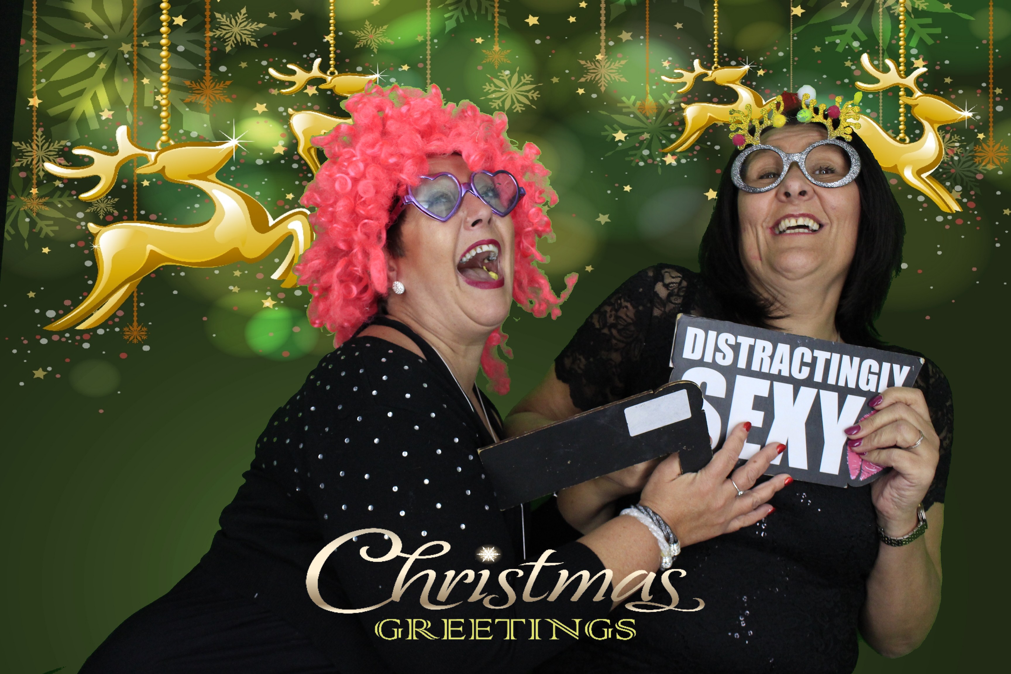 Silvermere Christmas Party  | View more photos from the event at gallery.myphotoboothexperience.co.uk/u/MyPhotoBoothExperienceLtd/Silvermere-Christmas-Party-0